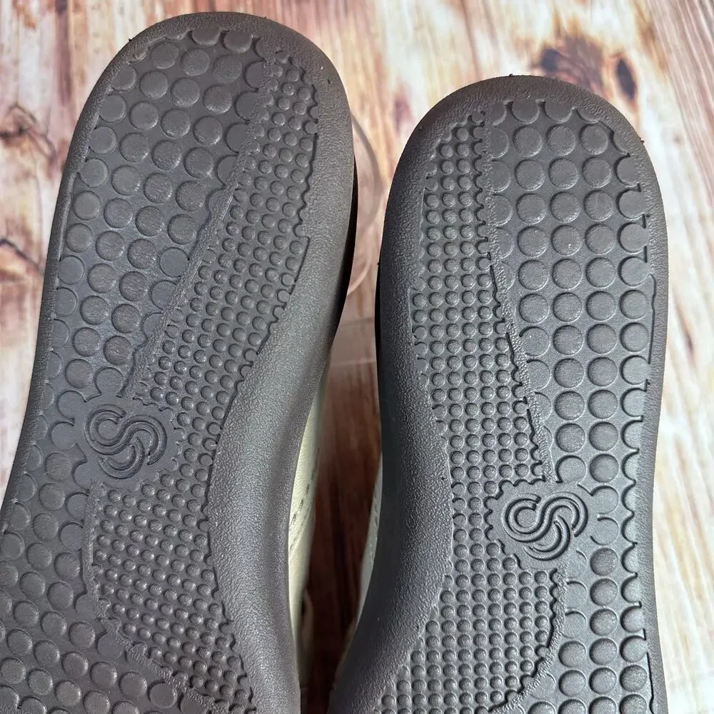 Clarks Cloudsteppers SILLIAN STAR Size 7 Tan Criss Cross Loafers Shoes Flats - Picture 9 of 10